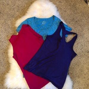 NIKE Dri-fit Tshirt and 2 tank tops size S